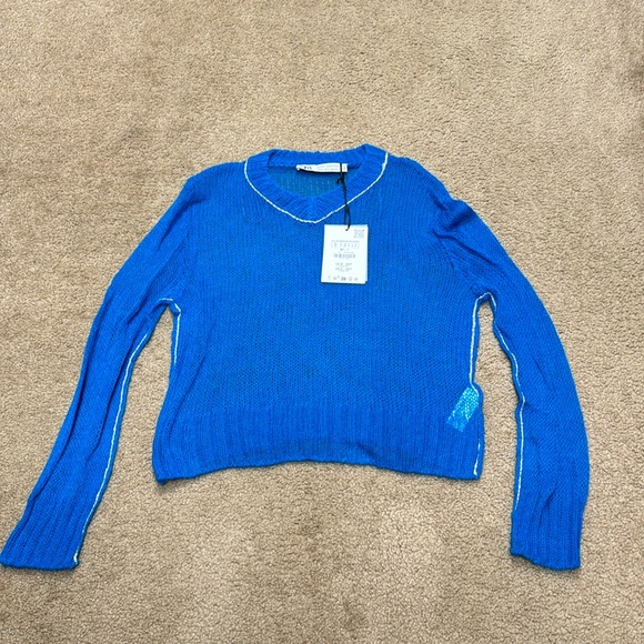 Zara women Wool Blend Openwork Knit Sweater Limited Edition. Size Small. NWT! - Picture 2 of 8